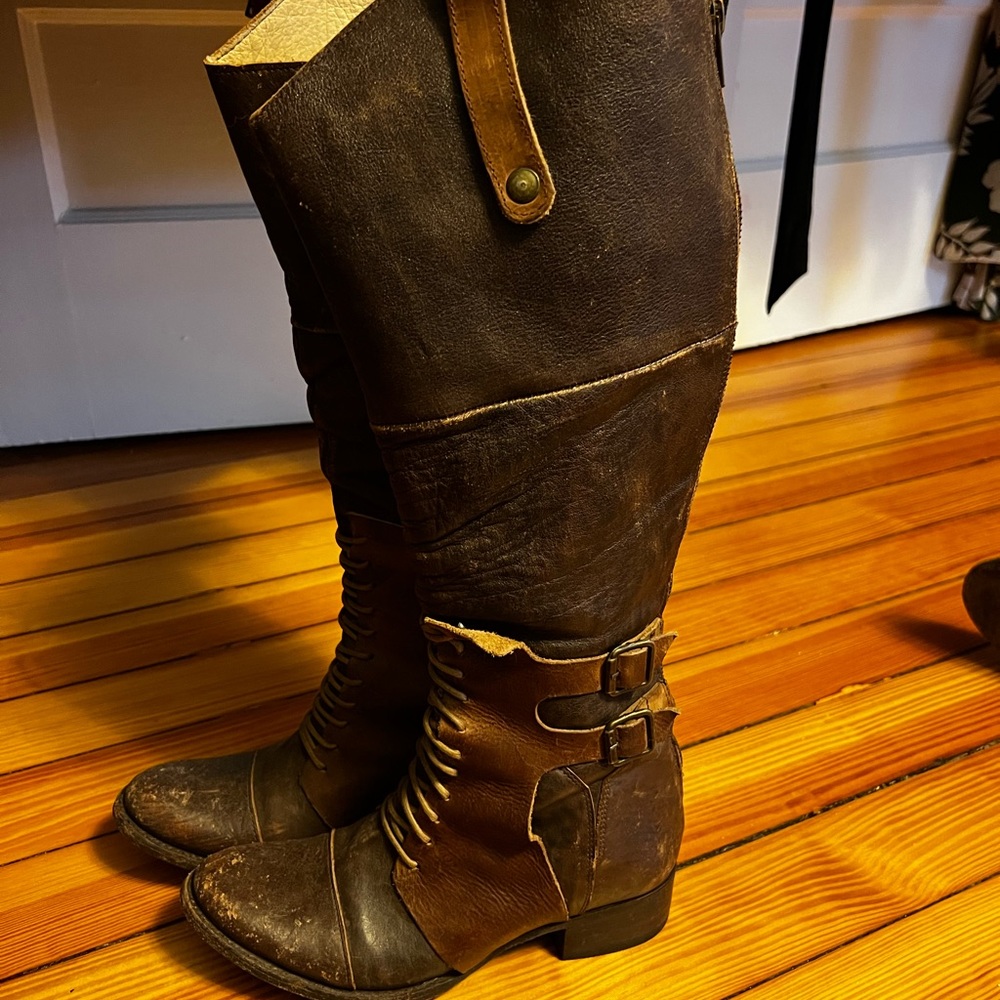 Freebird Saddle Boots Size 8